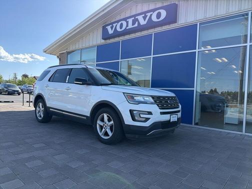 Oxford White 2016 Ford Explorer XLT
