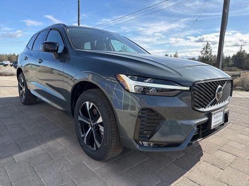 Forest Lake 2026 Volvo XC60 B5 Core