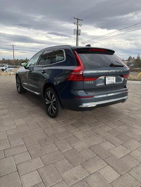 2023 Volvo XC60 B5 Plus Bright Theme