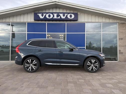 2023 Volvo XC60 B5 Plus Bright Theme