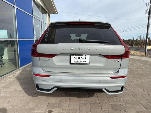 2026 Volvo XC60 Plug-In Hybrid Plus, T8 AWD Electric/Gasoline, Dark