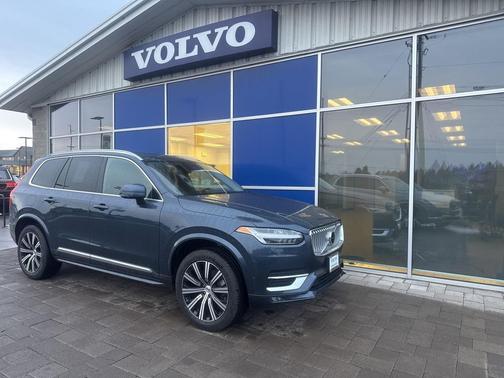 2025 Volvo XC90 B6 Plus 7-Seater