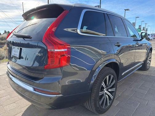 2025 Volvo XC90 B6 Plus 7-Seater