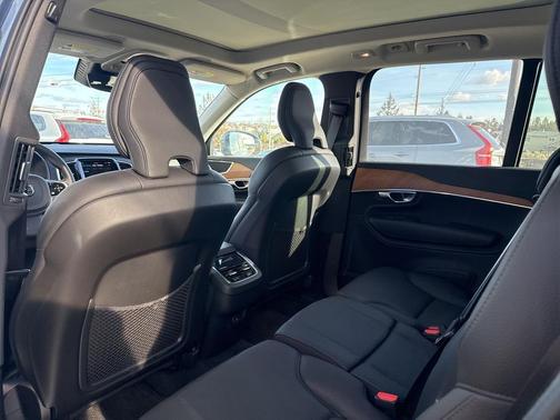 2025 Volvo XC90 B6 Plus 7-Seater