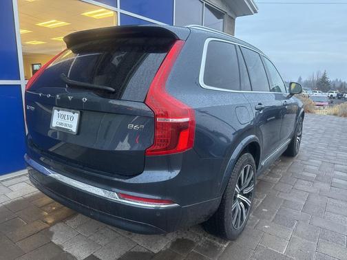 2025 Volvo XC90 B6 Plus 7-Seater