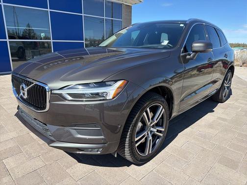 2018 Volvo XC60 T6 Momentum