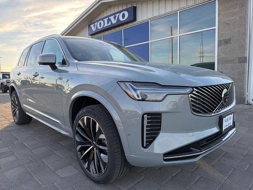 2026 Volvo XC90 Ultra, B6 AWD Gas (mild hybrid), Gasoline, Bright, 7 Seats