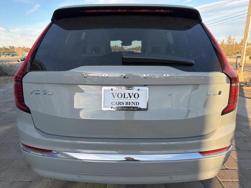 2026 Volvo XC90 Ultra, B6 AWD Gas (mild hybrid), Gasoline, Bright, 7 Seats