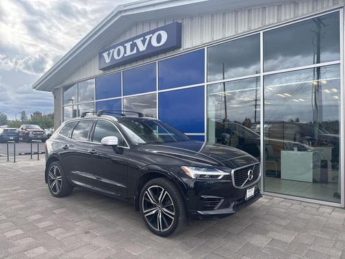 2019 Volvo XC60 Recharge Plug-In Hybrid T8 R-Design