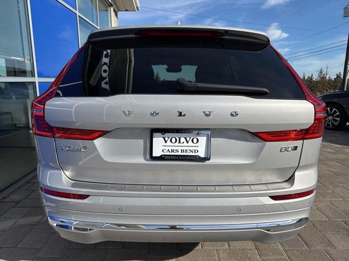 2022 Volvo XC60 B5 Inscription
