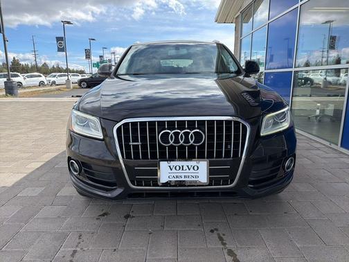 Brilliant Black 2016 Audi Q5 2.0T Premium Plus