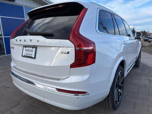 2023 Volvo XC90 B6 Plus 6-Seater
