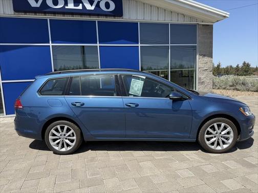 2017 Volkswagen Golf SportWagen TSI SE