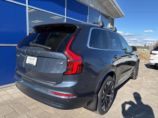 2026 Volvo XC90 Plug-In Hybrid T8 Ultra 6-Seater