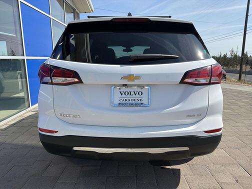Summit White 2022 Chevrolet Equinox 1LT
