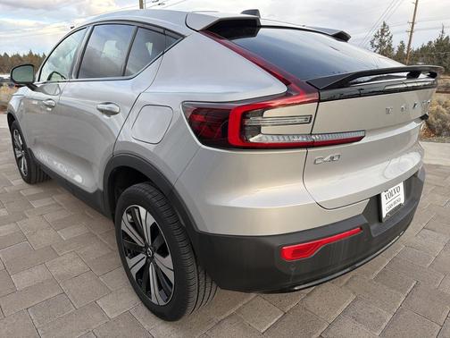 2023 Volvo C40 Recharge Pure Electric Twin Plus