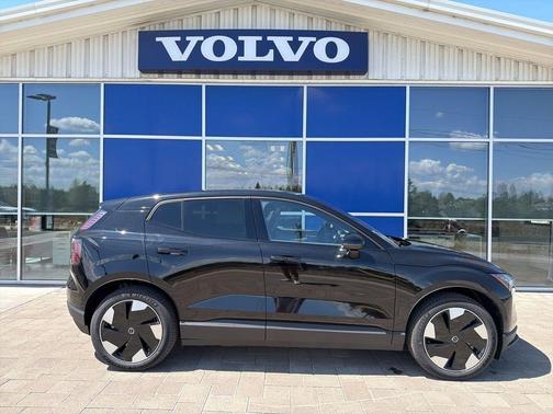 Onyx Black Metallic 2026 Volvo EX30 Ultra Twin Motor Performance, Fully electric