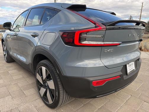 2023 Volvo C40 Recharge Pure Electric Twin Plus