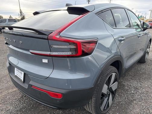 2023 Volvo C40 Recharge Pure Electric Twin Plus