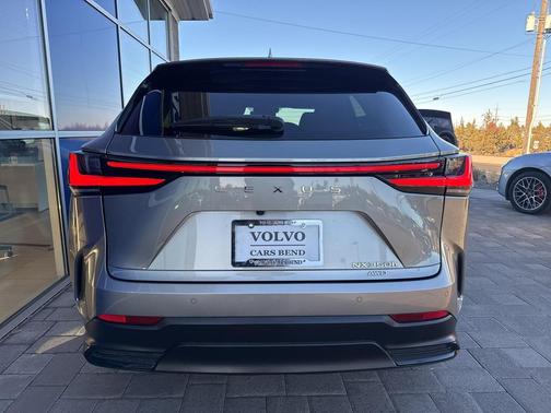 2025 Lexus NX 350h Premium