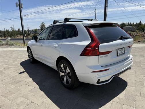 2025 Volvo XC60 Plug-In Hybrid T8 Core