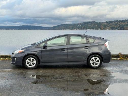2013 Toyota Prius Two