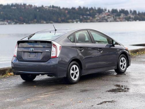 2013 Toyota Prius Two