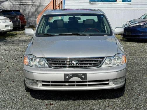 2004 Toyota Avalon XLS
