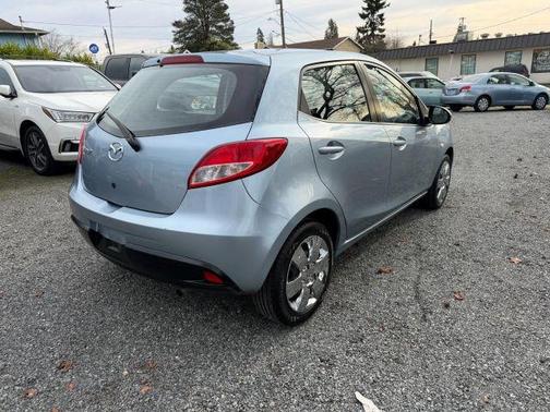 2013 Mazda Mazda2 Sport
