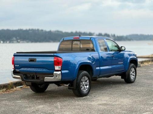2016 Toyota Tacoma SR5
