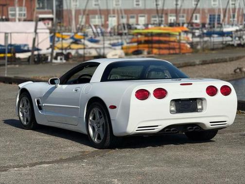1999 Chevrolet Corvette Base
