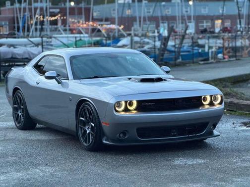 2016 Dodge Challenger R/T Scat Pack