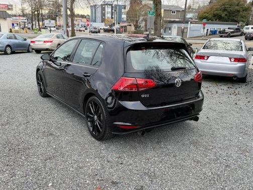 2015 Volkswagen Golf GTI SE