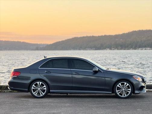 2016 Mercedes-Benz E-Class 4MATIC