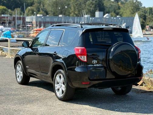 2007 Toyota RAV4 Sport