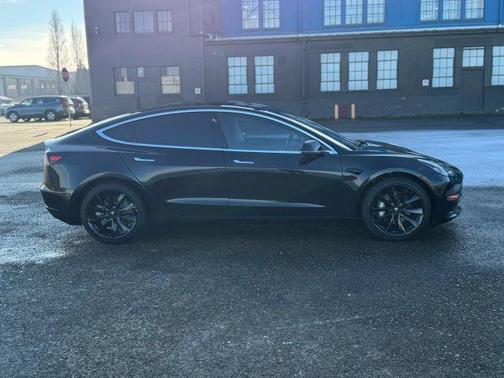 2020 Tesla Model 3 Performance