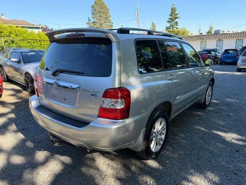 Silver 2007 Toyota Highlander Hybrid Limited