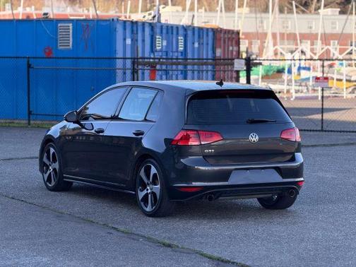 2015 Volkswagen Golf GTI SE