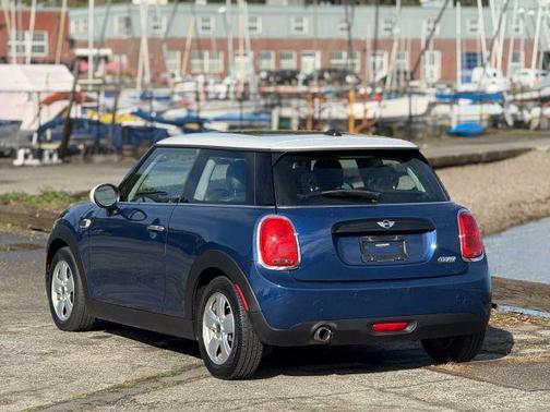 2016 MINI Hardtop Cooper