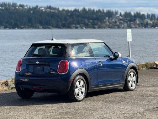 2016 MINI Hardtop Cooper