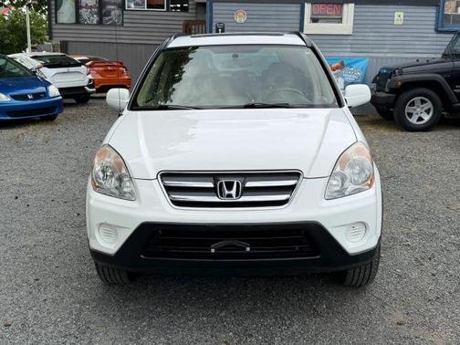 White 2005 Honda CR-V SE