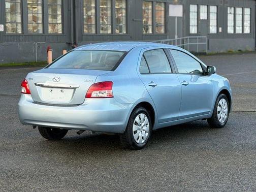 2009 Toyota Yaris S