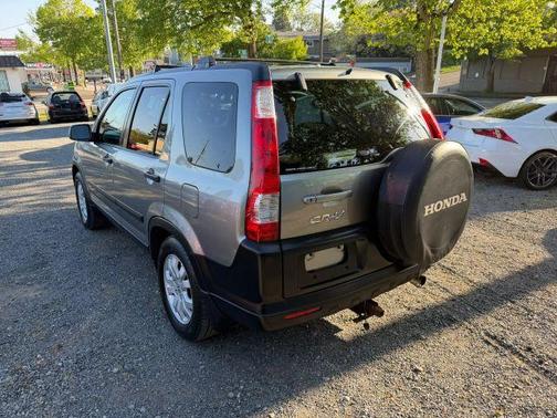 Gray 2005 Honda CR-V EX