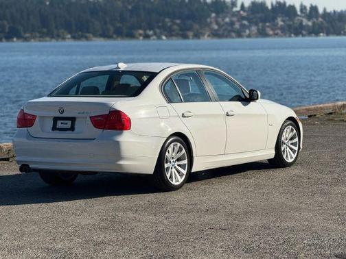 2011 BMW 328 i