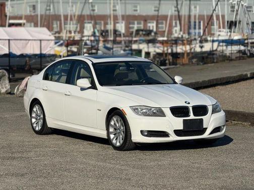 2011 BMW 328 i