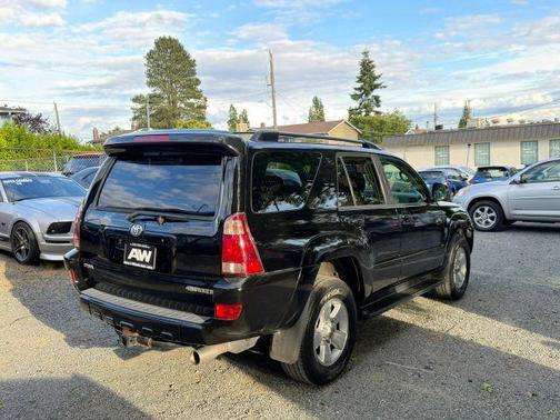 Black 2005 Toyota 4Runner Sport