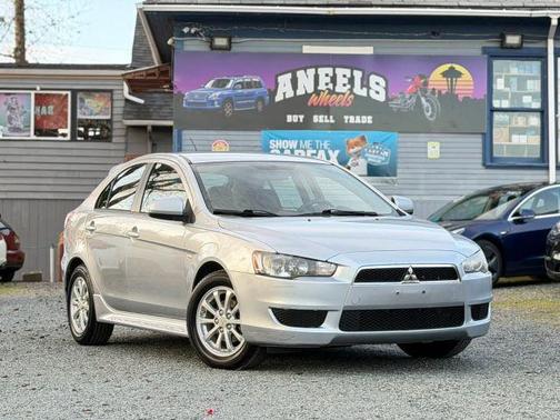 2011 Mitsubishi Lancer Sportback ES