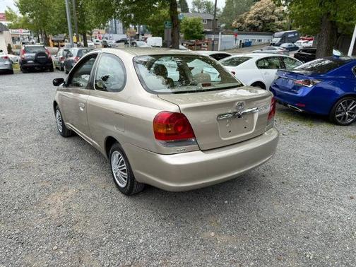 Gold 2005 Toyota ECHO