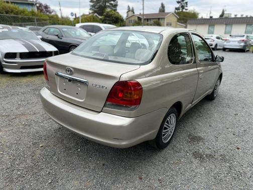 Gold 2005 Toyota ECHO