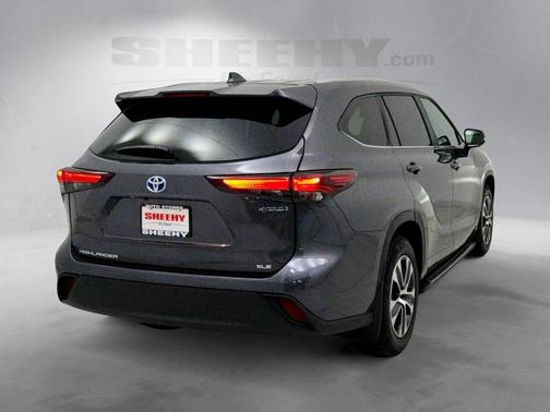 2024 Toyota Highlander Hybrid XLE